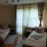 Juja Guest house 2*