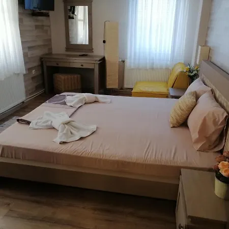 жужа Къща за гости